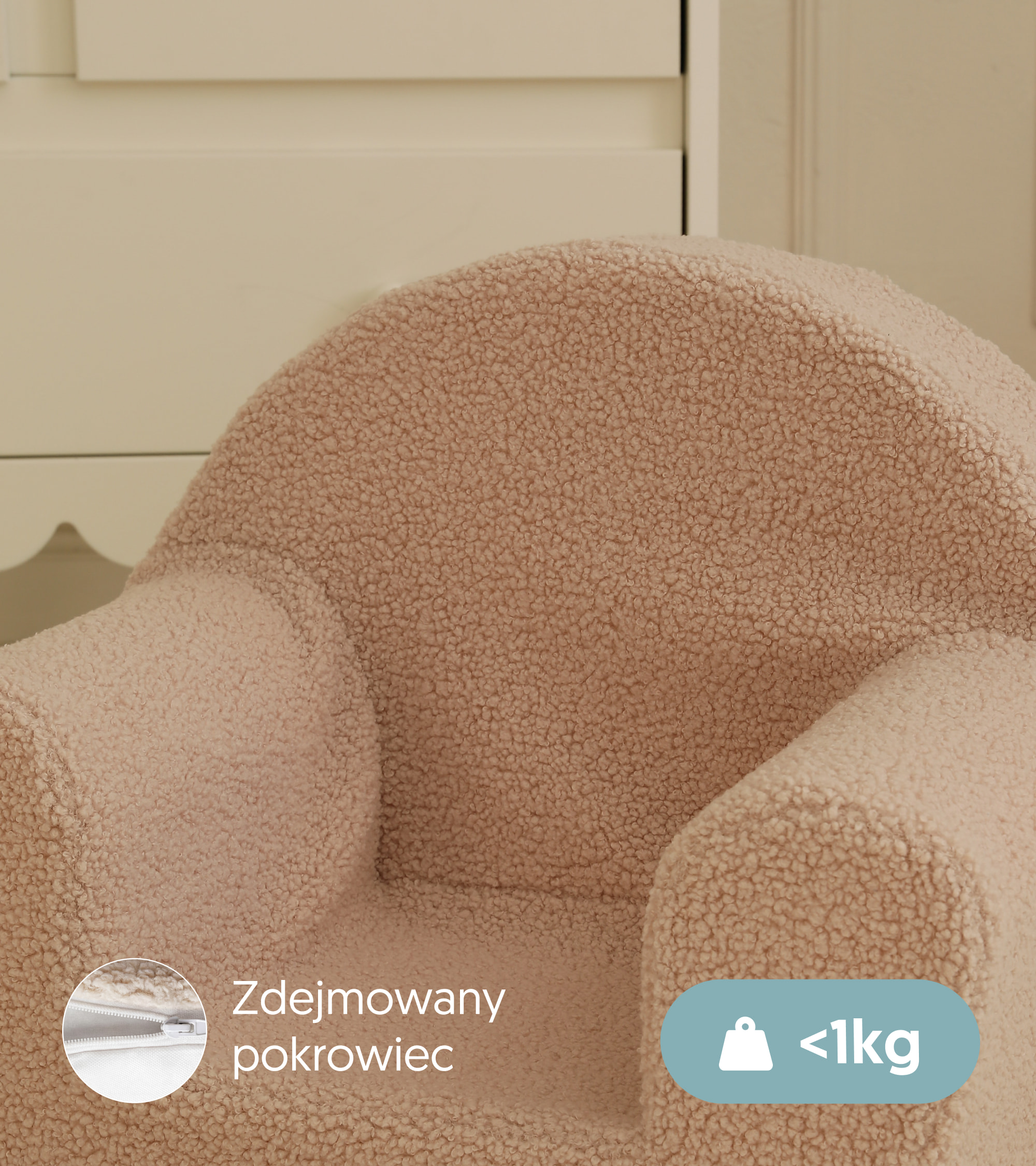 Fotelik Teddy Latte, detal zamka zdejmowanego pokrowca i oznaczenie wagi poniżej 1 kg.