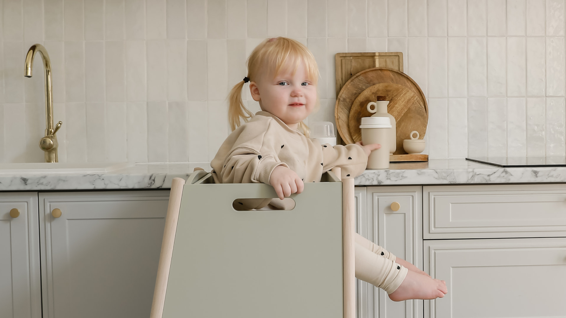 Kitchen Helper Mlumo – opcja siedziska.