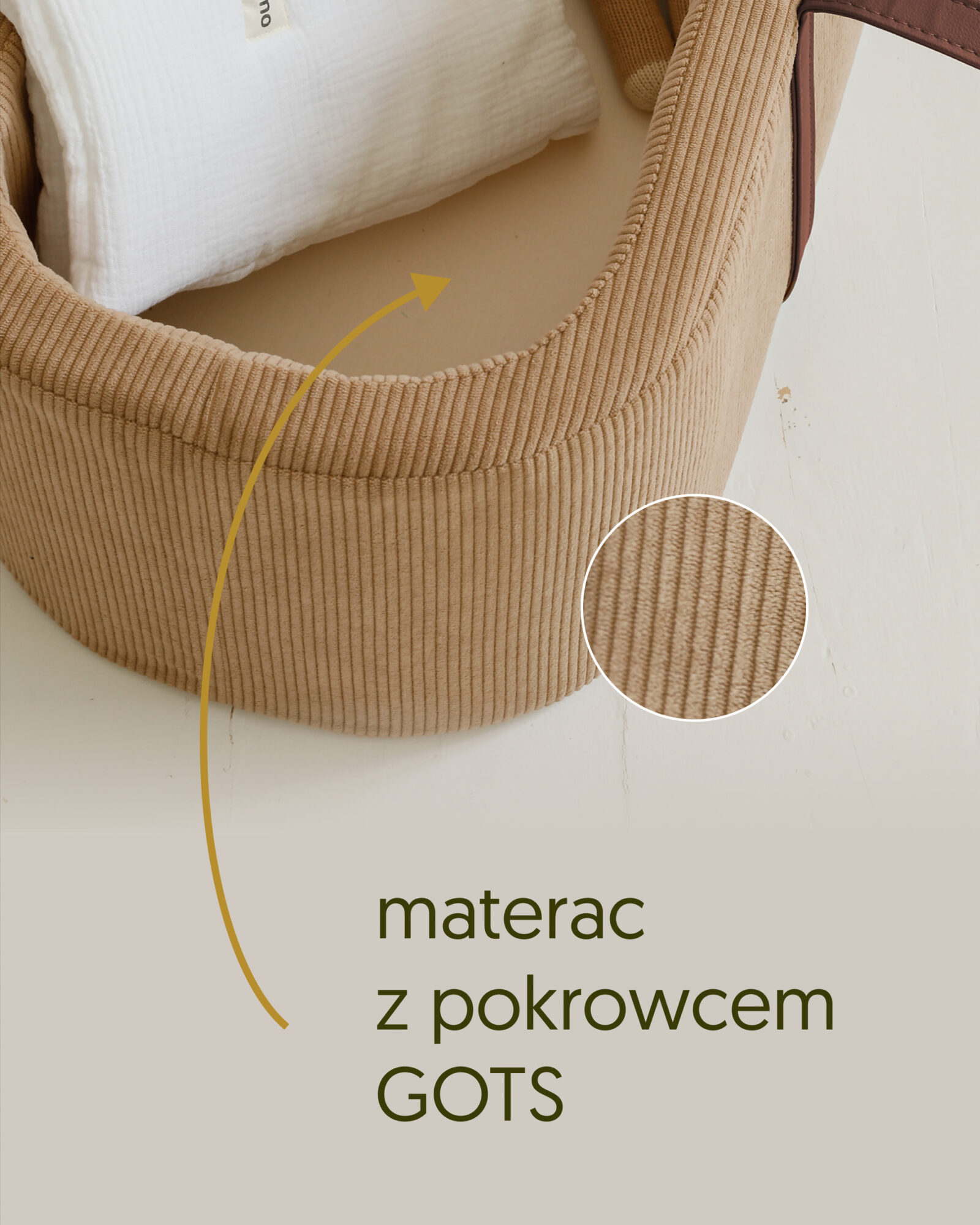 Kosz Mojżesza z oznaczeniem materaca i jego bawełnianego pokrowca GOTS. Wariant Mocha.