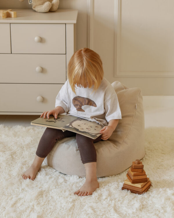 Pufa w domowej aranżacji. Pufa Bean Bag Cream.