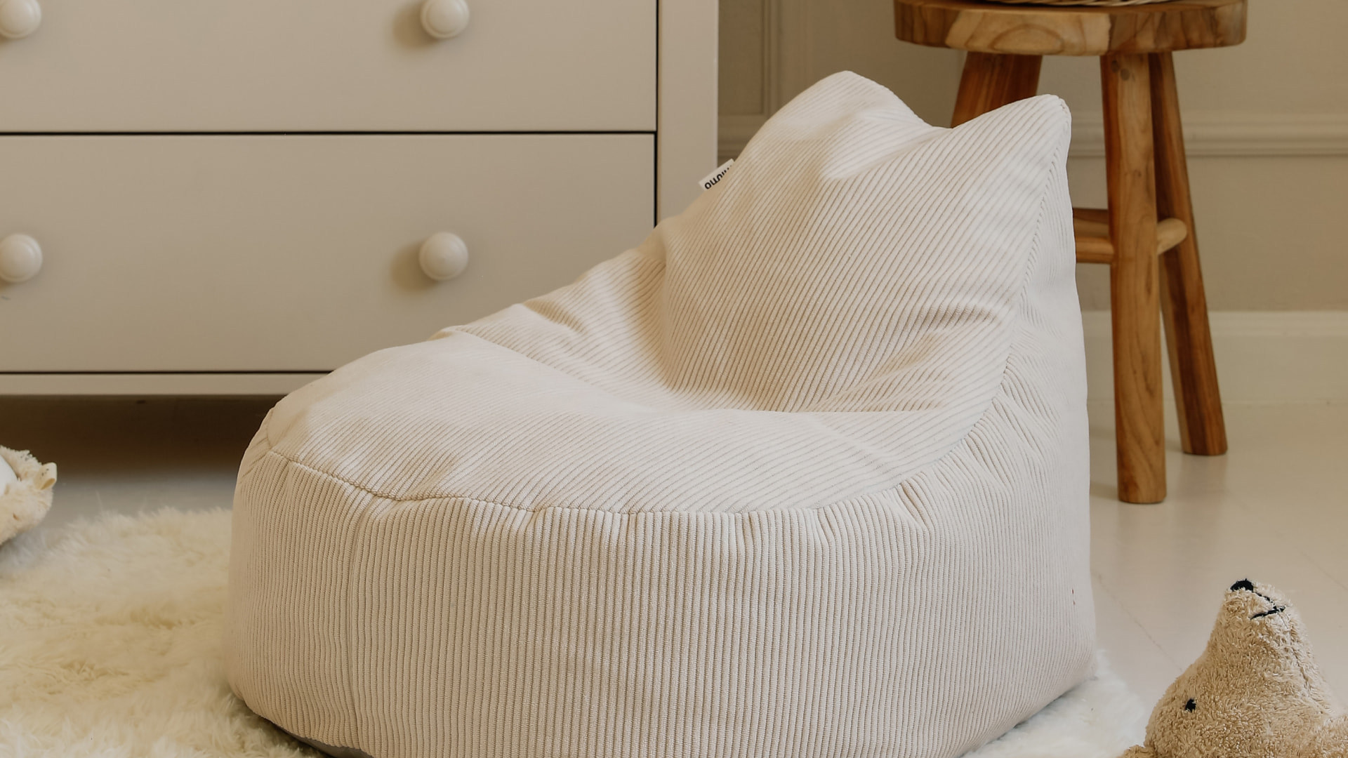 Pufa w codziennym użytkowaniu. Pufa Bean Bag Cream.